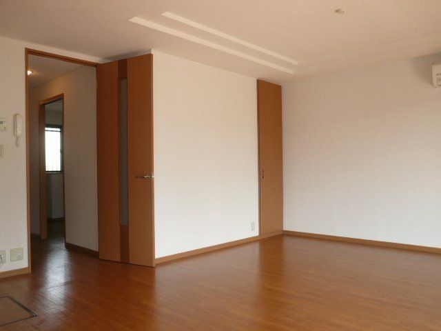 Ｊ．Ｓガーデン リビング