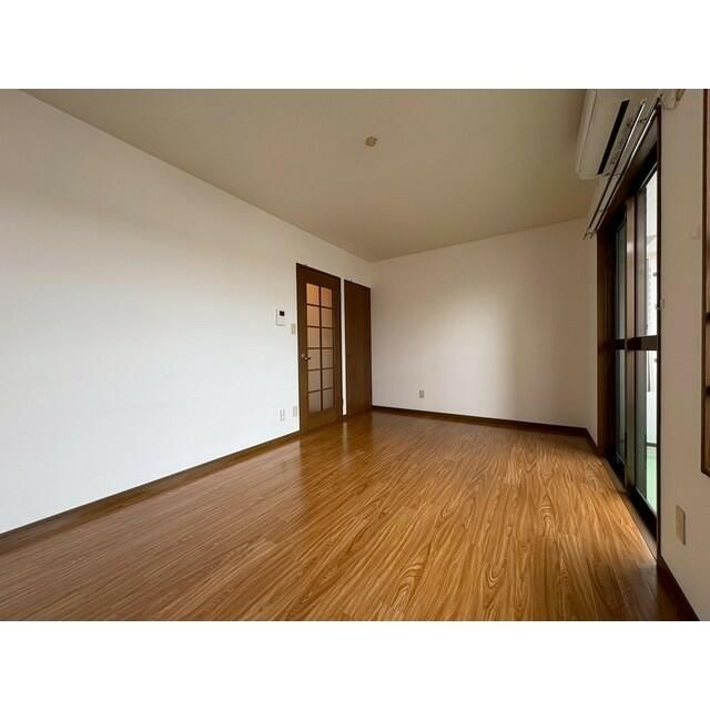 サクセス湘南八重咲ビル ベッドルーム