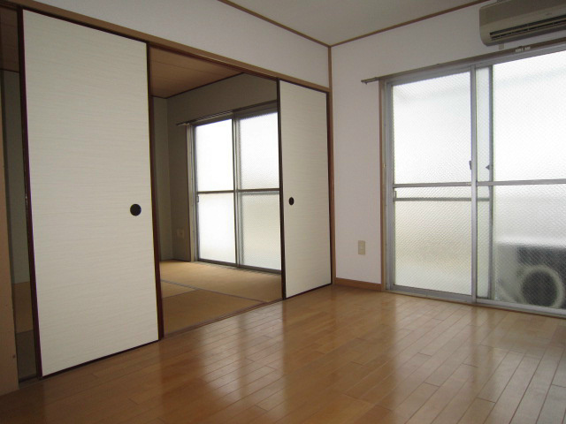 一剣花水コーポ リビング