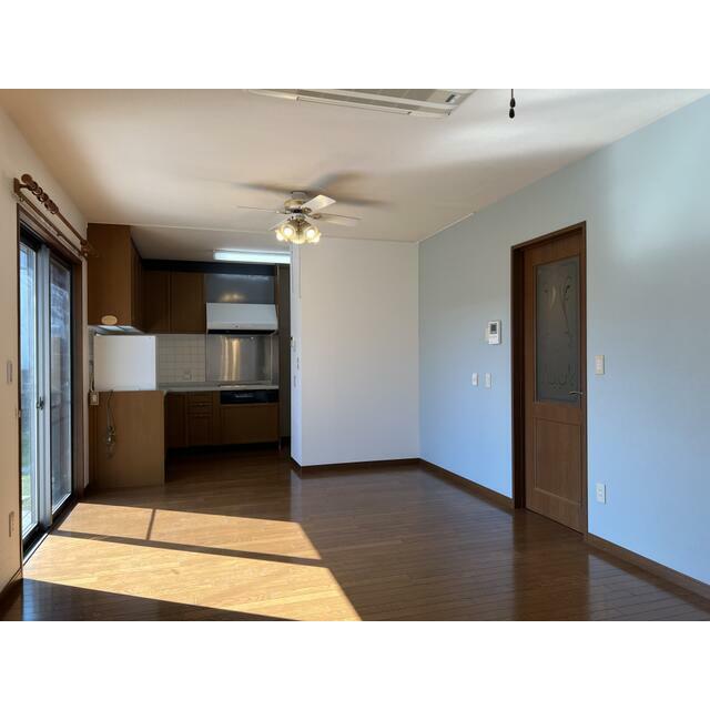 ガーデンスクエア開成 リビング