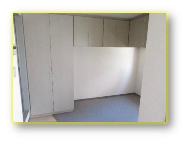 ヒルクレストアツギ ベッドルーム