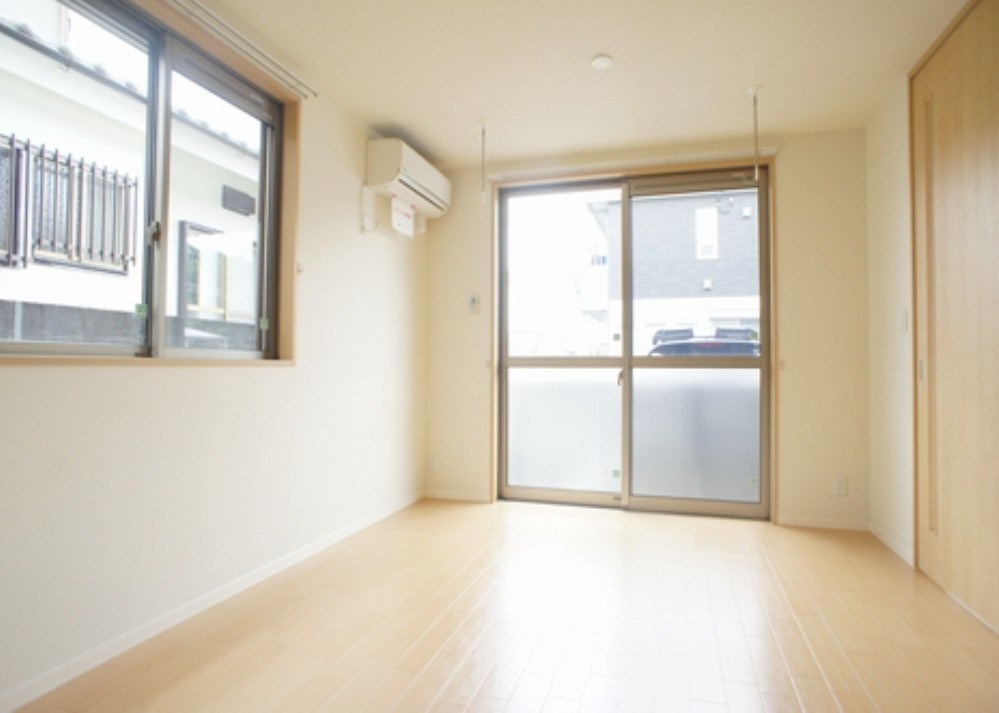 メゾンヴァンベ－ル参番館 リビング