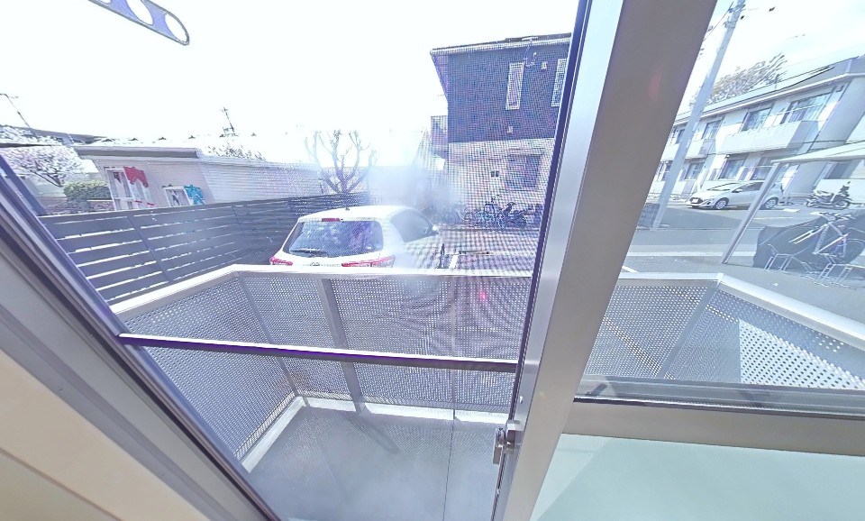 メゾンヴァンベ－ル参番館 ベランダ