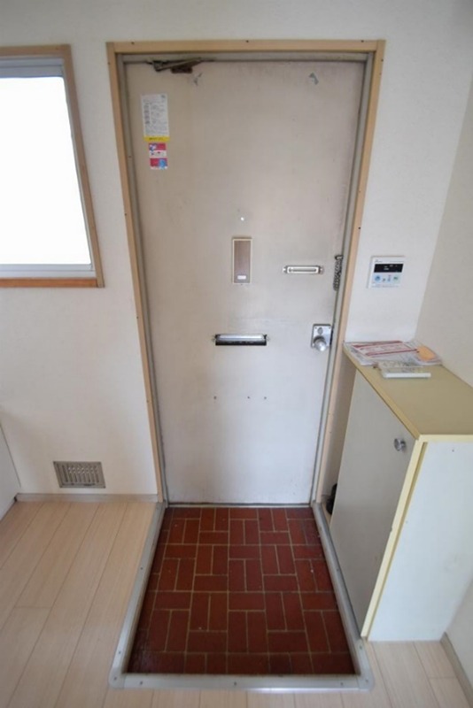 ハイツカサイ 玄関