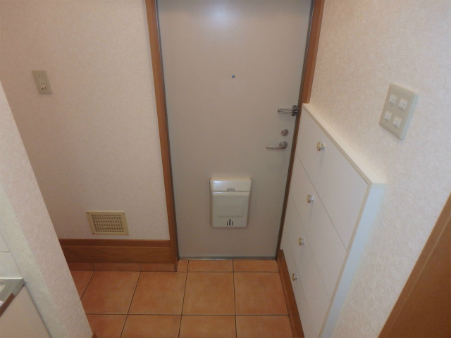 ウィンズパル 玄関