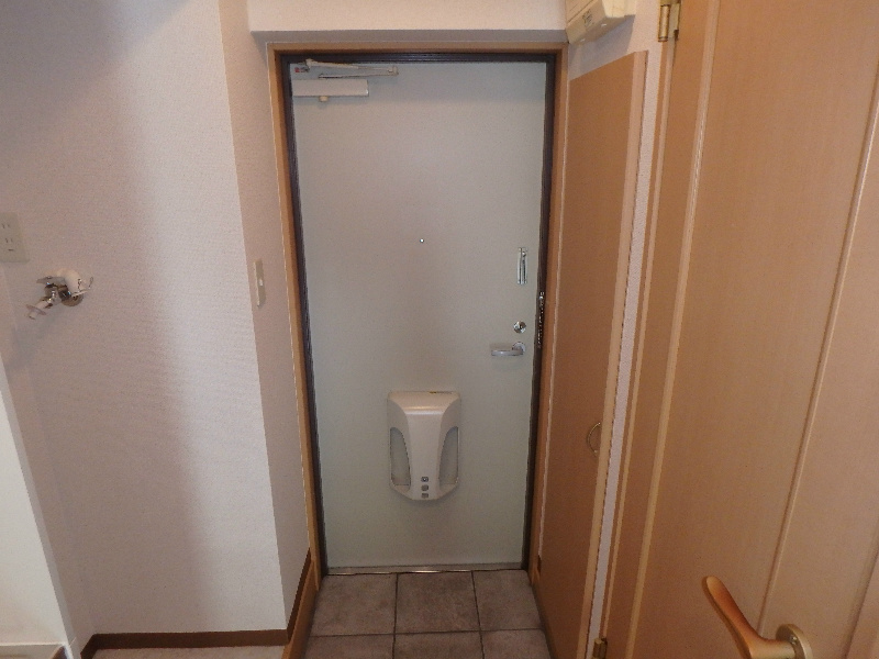 ローズパル 玄関