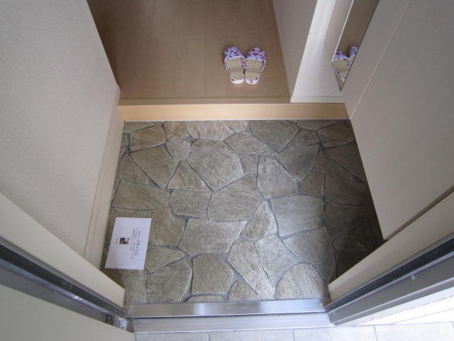 ベルグレイス湘南　Ａ 玄関