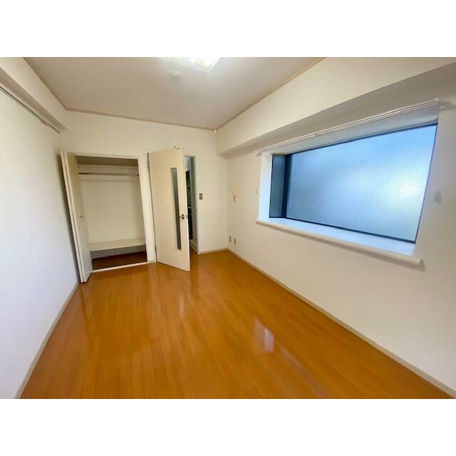 フジビューハイツ山下 ベッドルーム