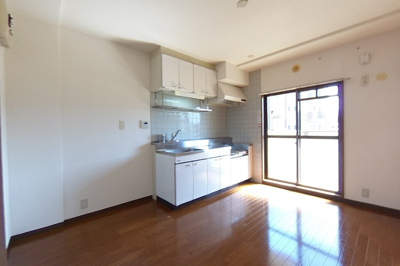 カサベルデ額田 リビング