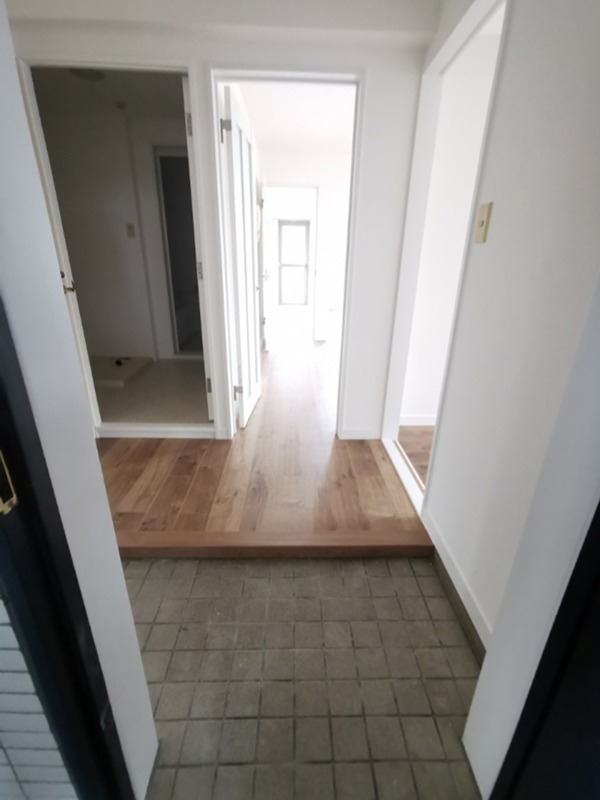 スマイル・コート本厚木 玄関