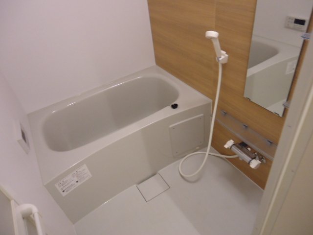 マロン・フィールド 風呂画像