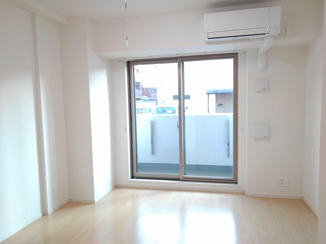 アプリーレ　本厚木 リビング