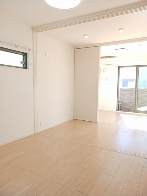 アムール リビング