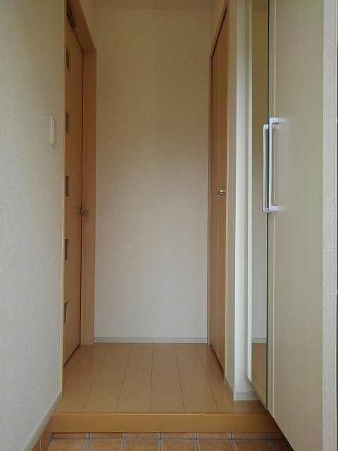 エテルノカーサ 玄関