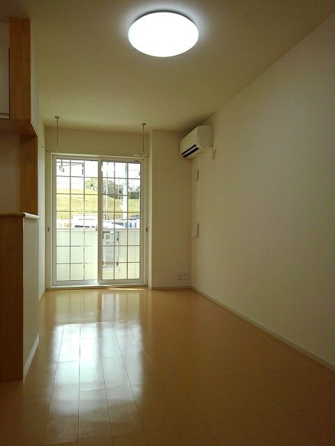 エテルノカーサ リビング