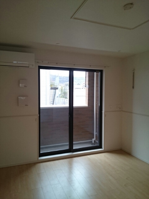 サンフォレスタ鎌倉１ リビング