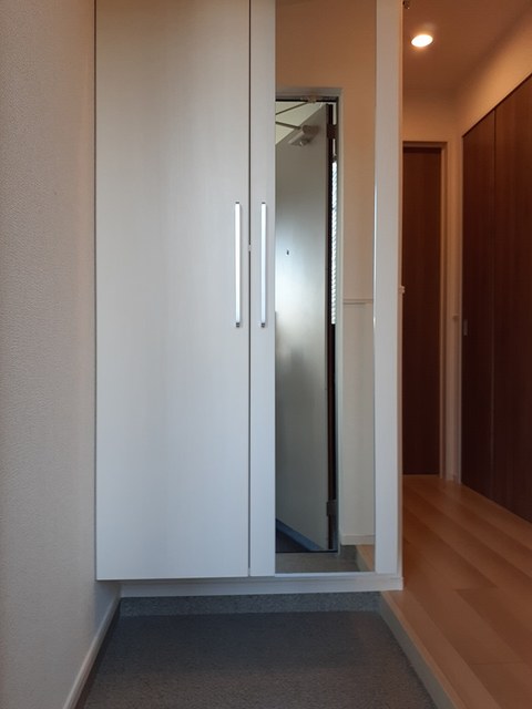 フィフスエレメント 玄関