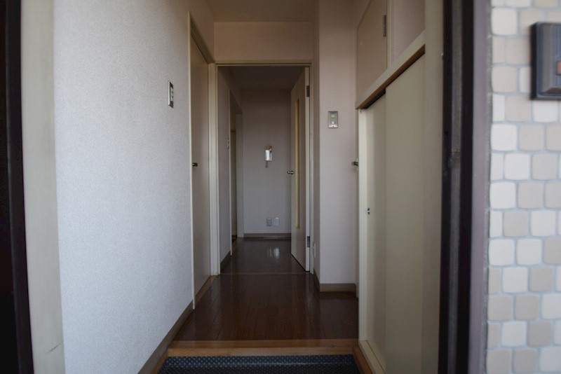 鴨宮ガーデンヒルズ 玄関