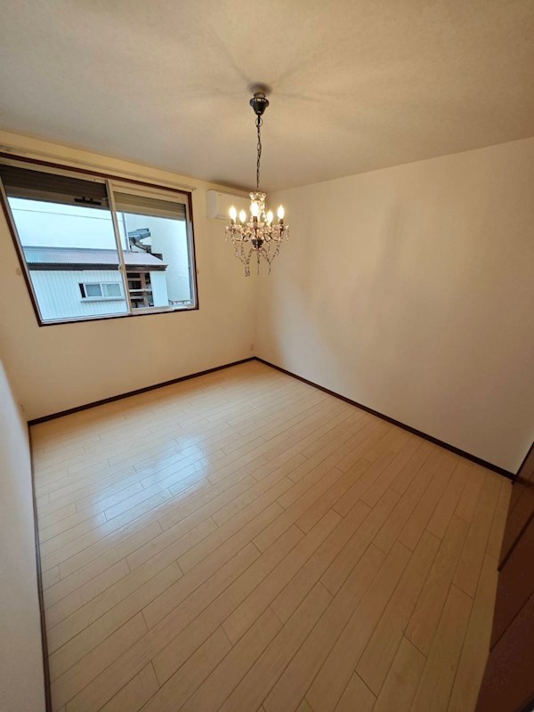 メゾンプレアデス　E棟 ベッドルーム