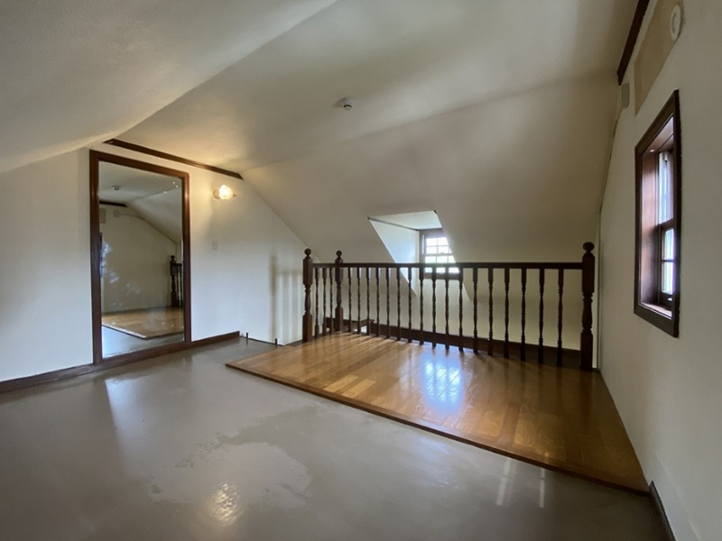 ストロベリーフィールズ ベッドルーム