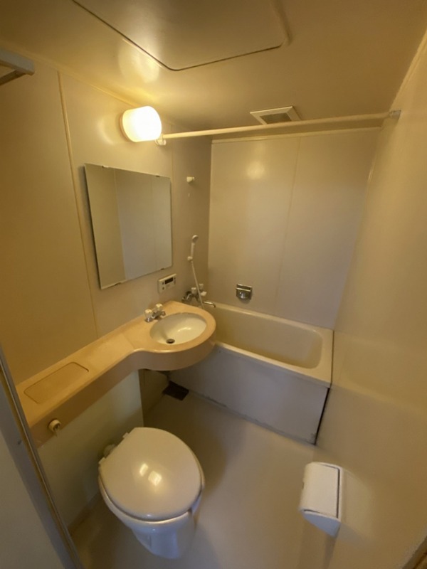 ストロベリーフィールズ 風呂画像