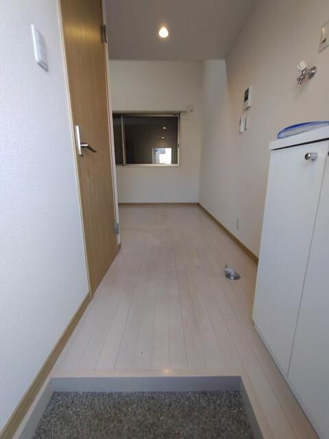 ルミエール桜ヶ丘 玄関