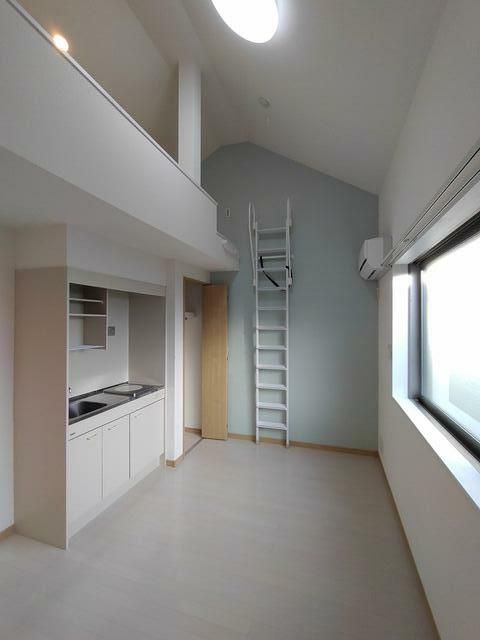 ルミエール桜ヶ丘 リビング