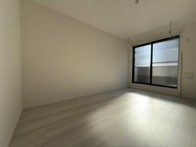 ベイルーム本厚木クレスト リビング