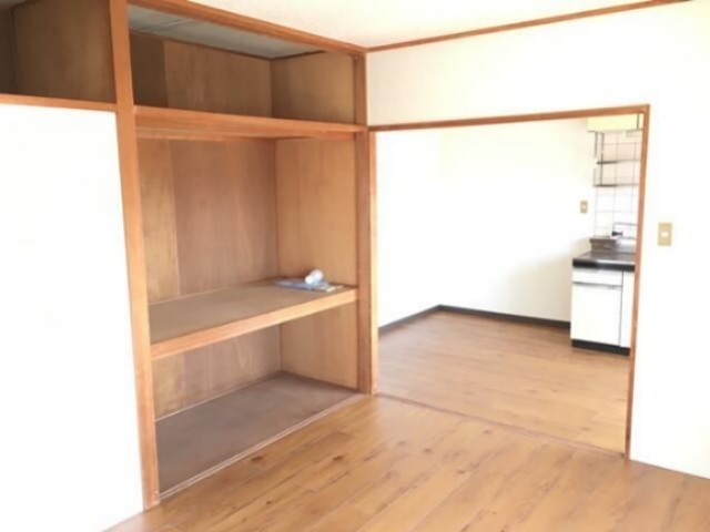 海老名三紫コーポ 収納