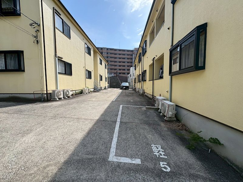 グリーンライフＡ棟  駐車場