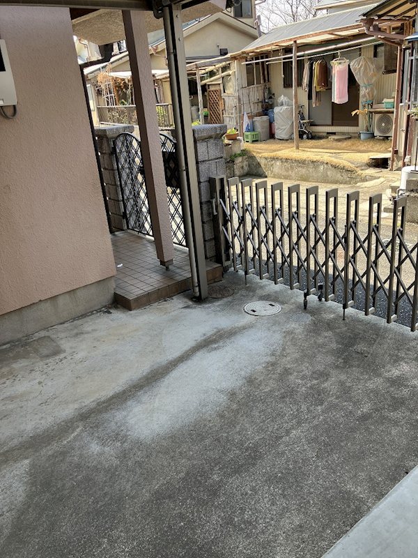 前川貸家 駐車場
