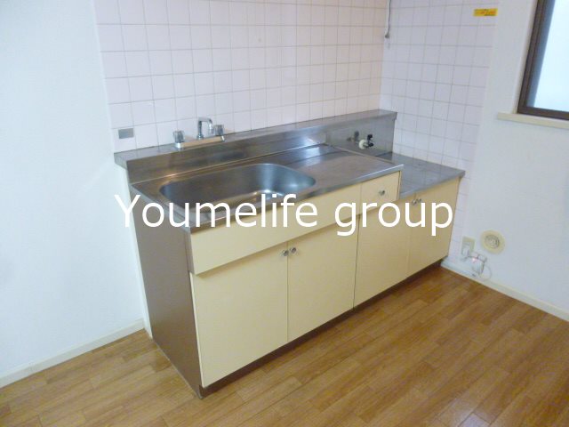 アーマスウェスト キッチン