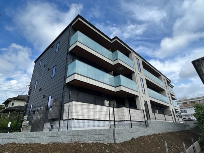 AROMAⅢ 201号室 外観