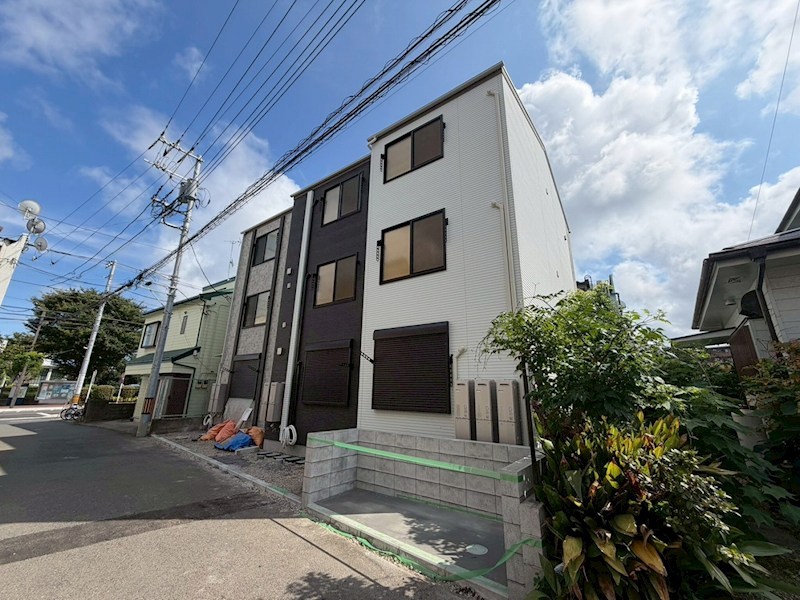 アザーレ・レミファ東海大学前 301号室 外観