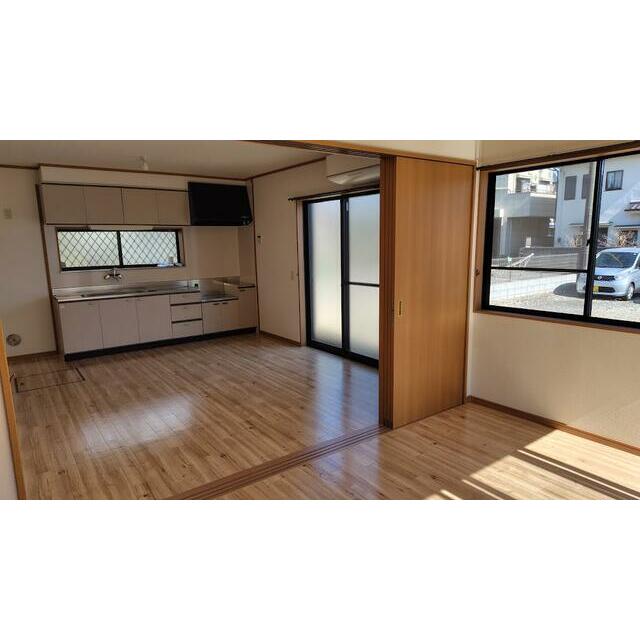 徳延貸家  リビング