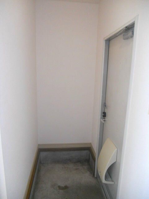 フレグランス並木Ⅱ 玄関