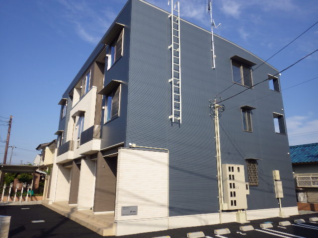 アクア　パエーゼ 301号室 外観