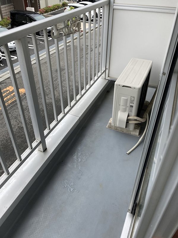 ファーストシティ六会 ベランダ