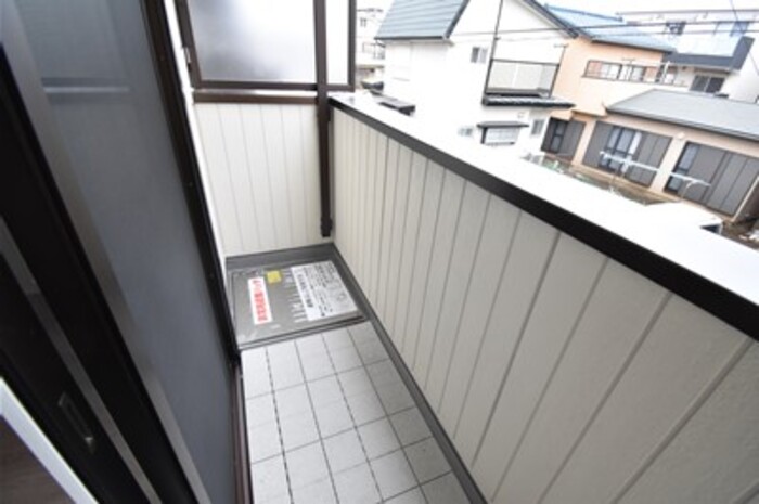 エスペリア東柏ケ谷二丁目 ベランダ