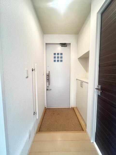 メゾンファミリア 玄関