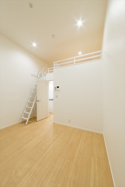 ROUTE ONE 平塚 ベッドルーム