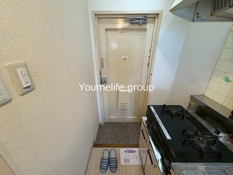 セレッサビル 玄関