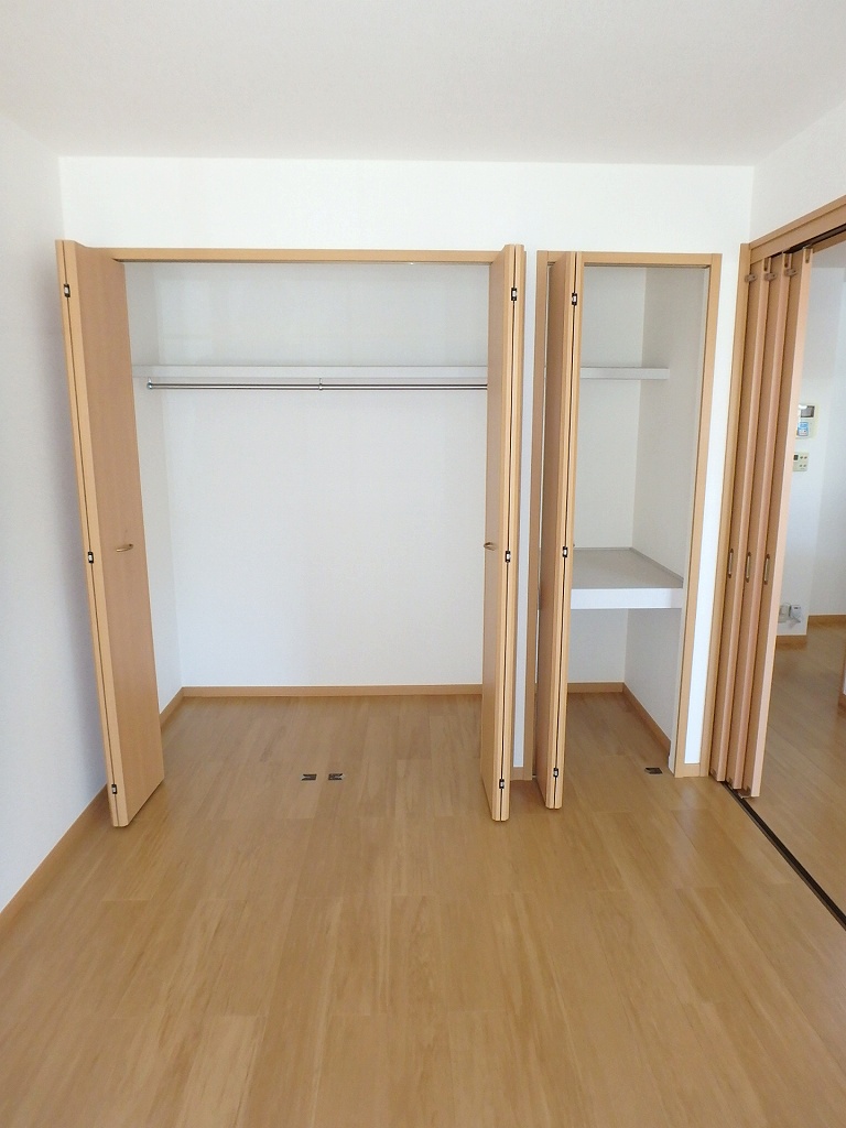 リーバ　グラジーア その他4