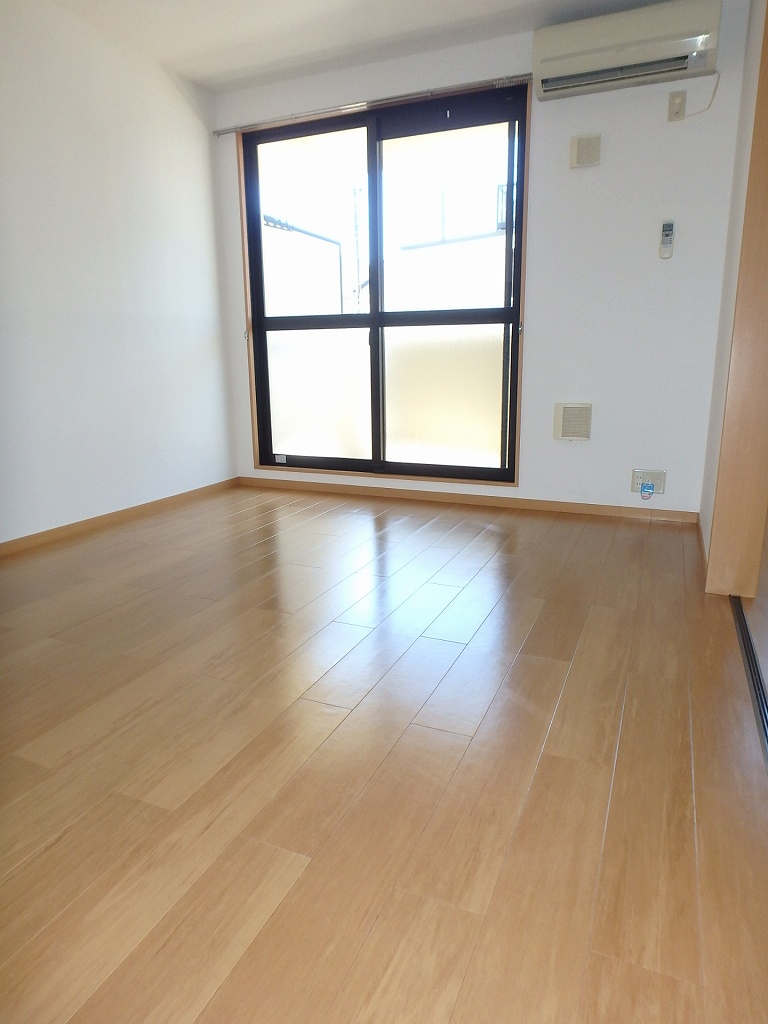 リーバ　グラジーア リビング