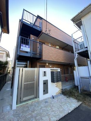 ベイルーム本厚木 201号室 外観