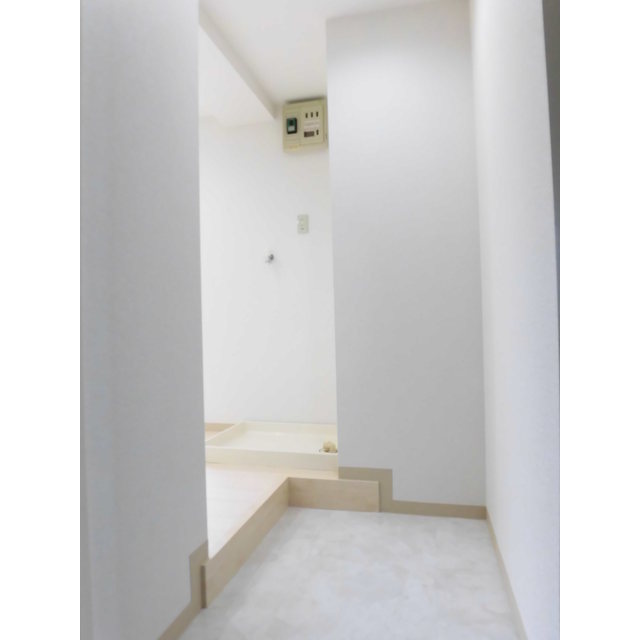 サテライトビル 玄関