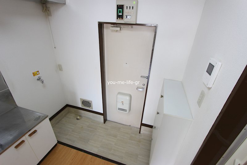 ピアハイツ旭  玄関