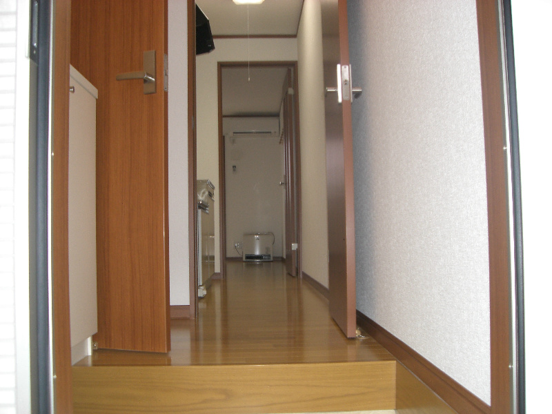 シャルムハイツ 玄関