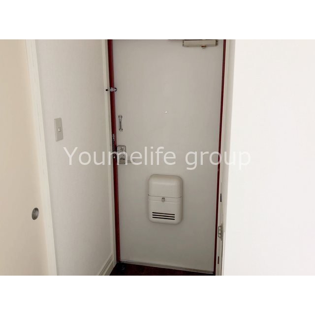 温水TBハイツわたなべ 玄関