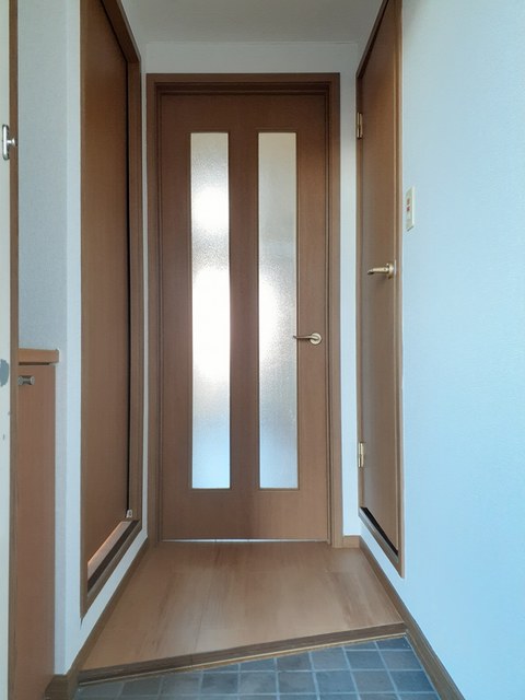 アリアンス 玄関